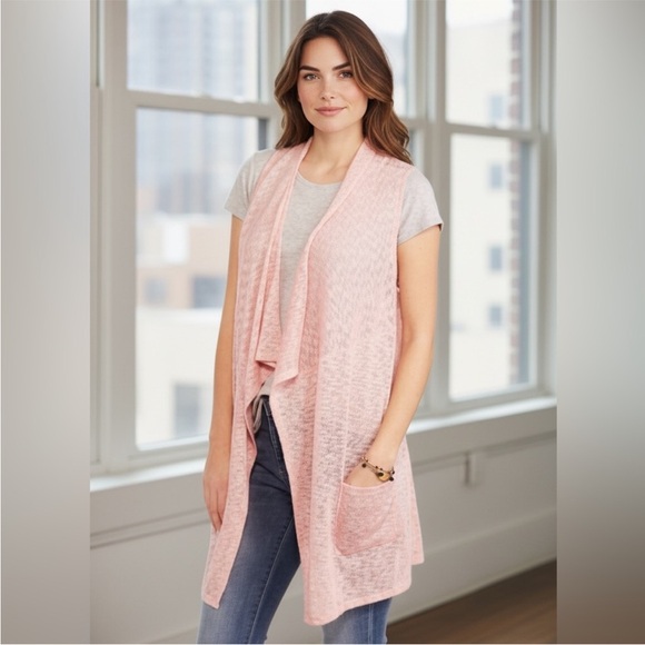 NEW•M-1X•Carrie Cascading Vest w/ Pockets Crochet Back Detail - Picture 3 of 8